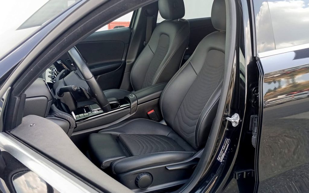 Mercedes-Benz A180d Limousine DCT Advantage