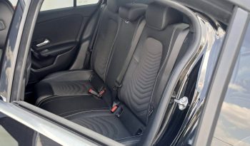 Mercedes-Benz A180d Limousine DCT Advantage cheio