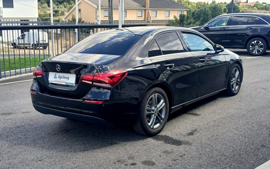 Mercedes-Benz A180d Limousine DCT Advantage