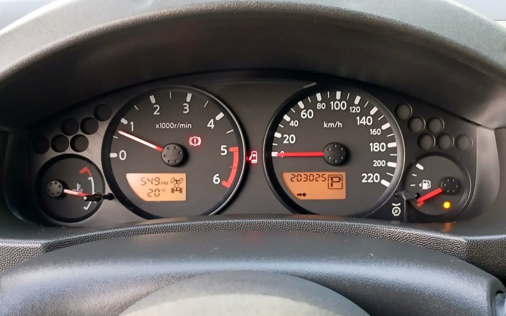 Nissan Navara 2.5 dCi CD LE Auto