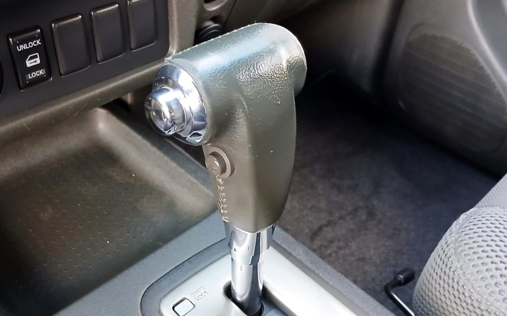 Nissan Navara 2.5 dCi CD LE Auto