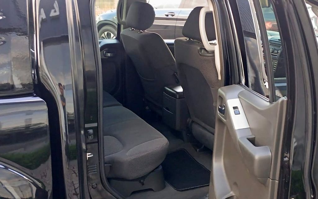 Nissan Navara 2.5 dCi CD LE Auto