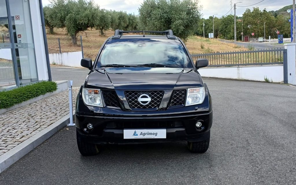 Nissan Navara 2.5 dCi CD LE Auto