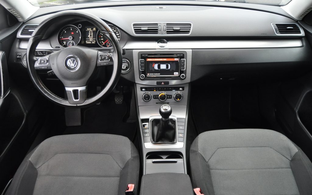 Volkswagen Passat 1.6 TDI Bluemotion Confortline