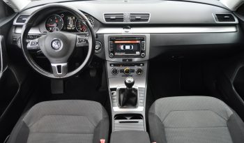 Volkswagen Passat 1.6 TDI Bluemotion Confortline cheio