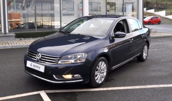 Volkswagen Passat 1.6 TDI Bluemotion Confortline cheio