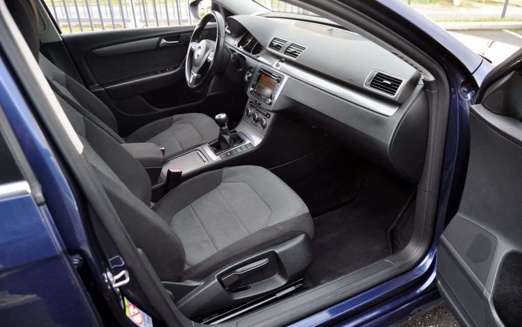 Volkswagen Passat 1.6 TDI Bluemotion Confortline