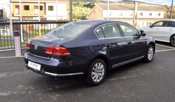 Volkswagen Passat 1.6 TDI Bluemotion Confortline cheio
