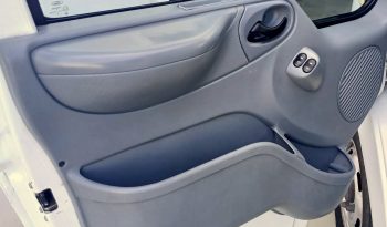 Ford Transit 2.2 TDCI 9 Lugares cheio