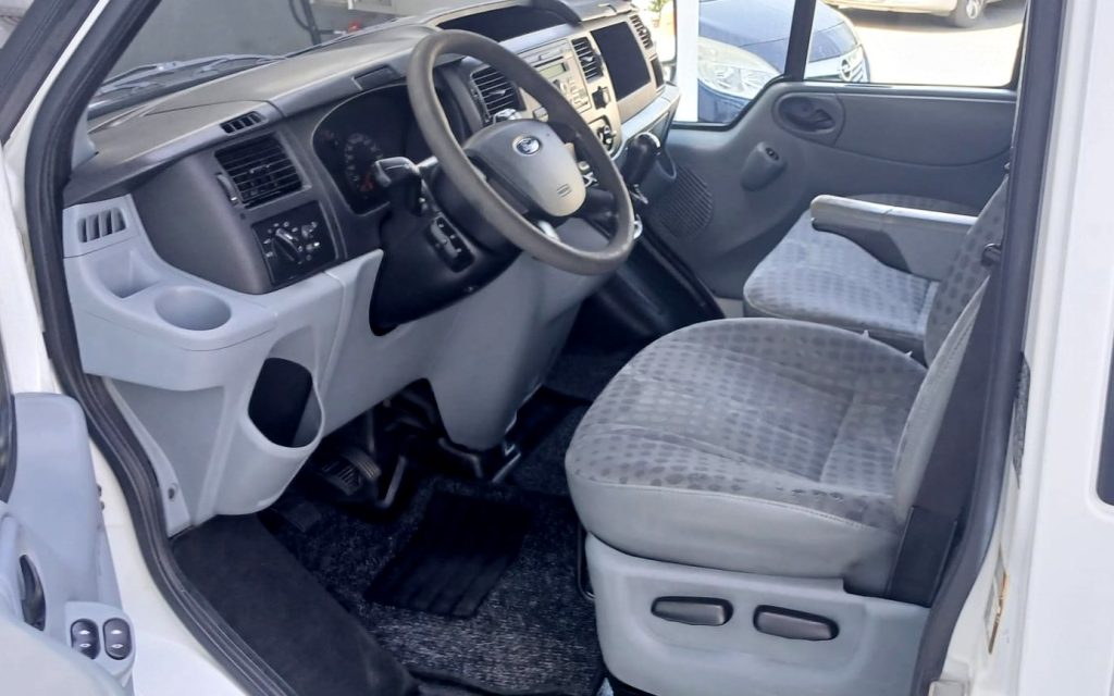 Ford Transit 2.2 TDCI 9 Lugares