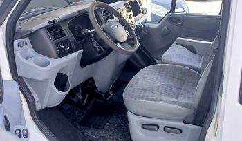 Ford Transit 2.2 TDCI 9 Lugares cheio