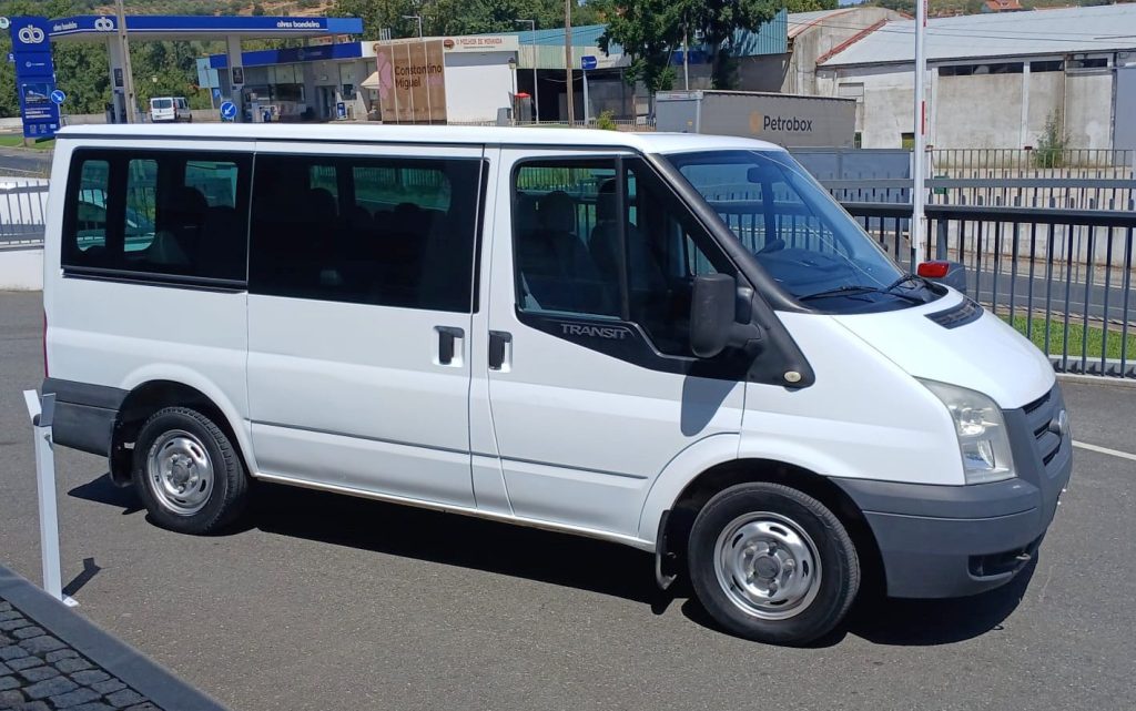 Ford Transit 2.2 TDCI 9 Lugares