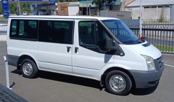 Ford Transit 2.2 TDCI 9 Lugares cheio