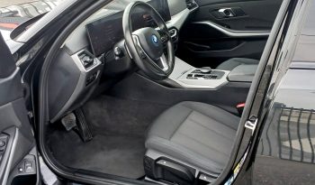 BMW 320e Touring Hybrido Plug-in cheio