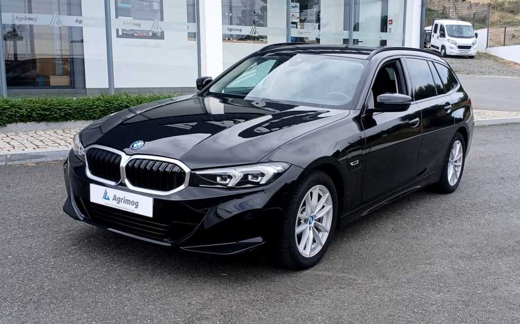 BMW 320e Touring Hybrido Plug-in