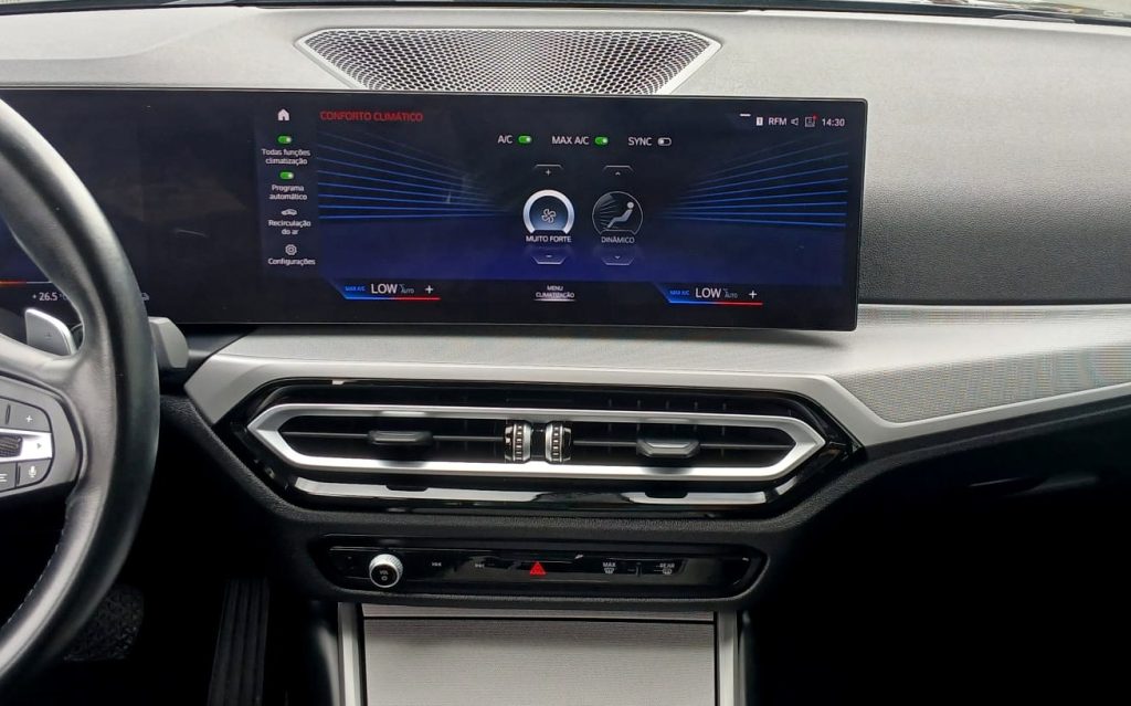 BMW 320e Touring Hybrido Plug-in