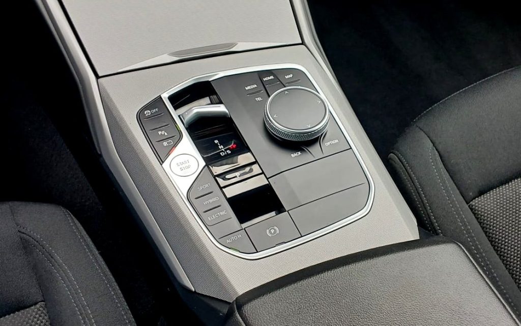 BMW 320e Touring Hybrido Plug-in