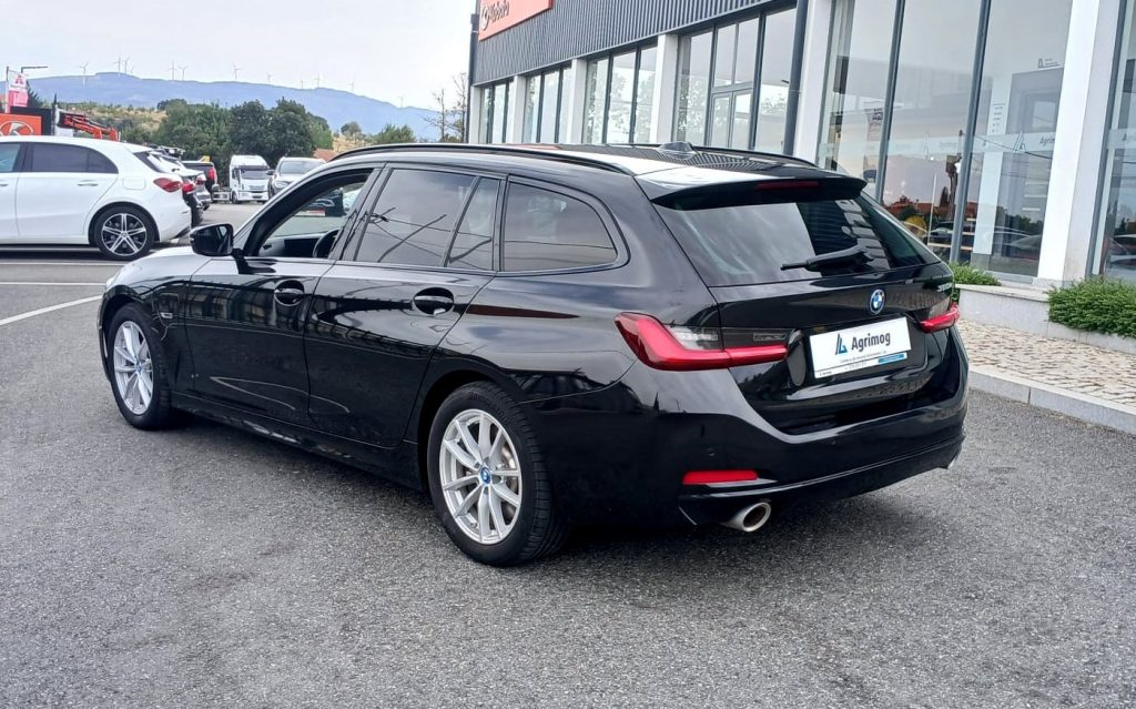 BMW 320e Touring Hybrido Plug-in