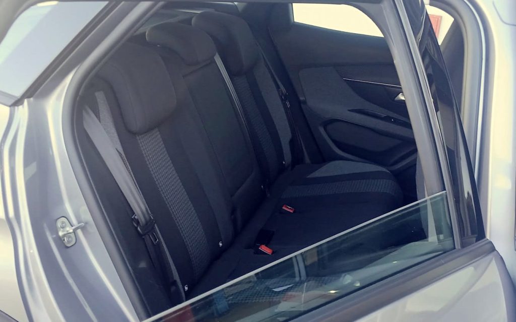 PEUGEOT 3008 1.5 BLUEHDI ACTIVE PACK