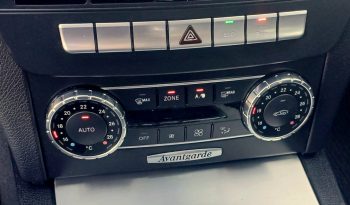 Mercedes-Benz C200 CDI Avantgarde Aut cheio