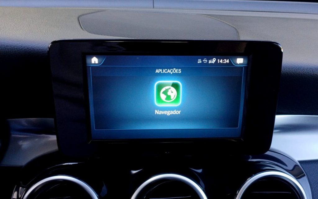 Mercedes-Benz GLC 300 deMatic