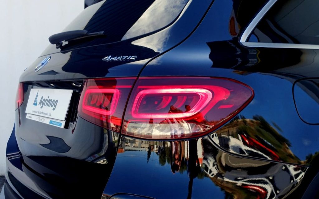 Mercedes-Benz GLC 300 deMatic
