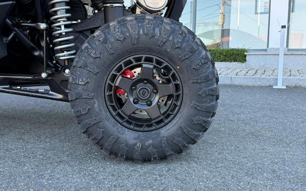 CFMOTO Z10-4